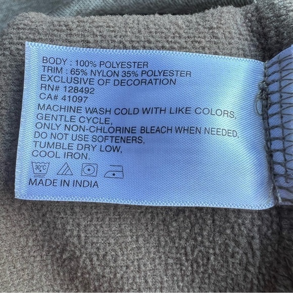 Greg Norman Men’s Tan Quarter Button Golf Pullover with Arm Pocket, Medium - Picture 7 of 9